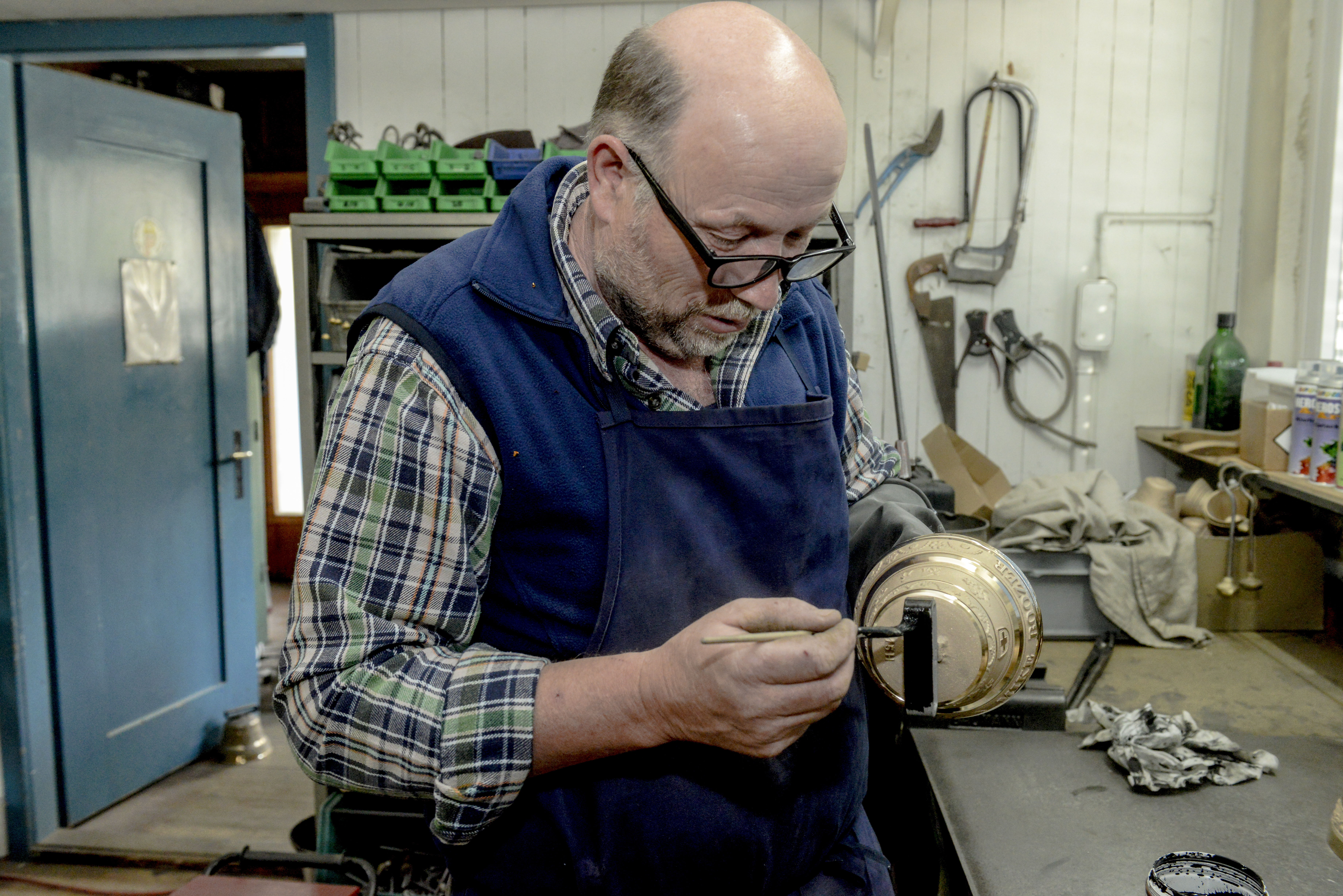 The final inspection of the Berger cowbells